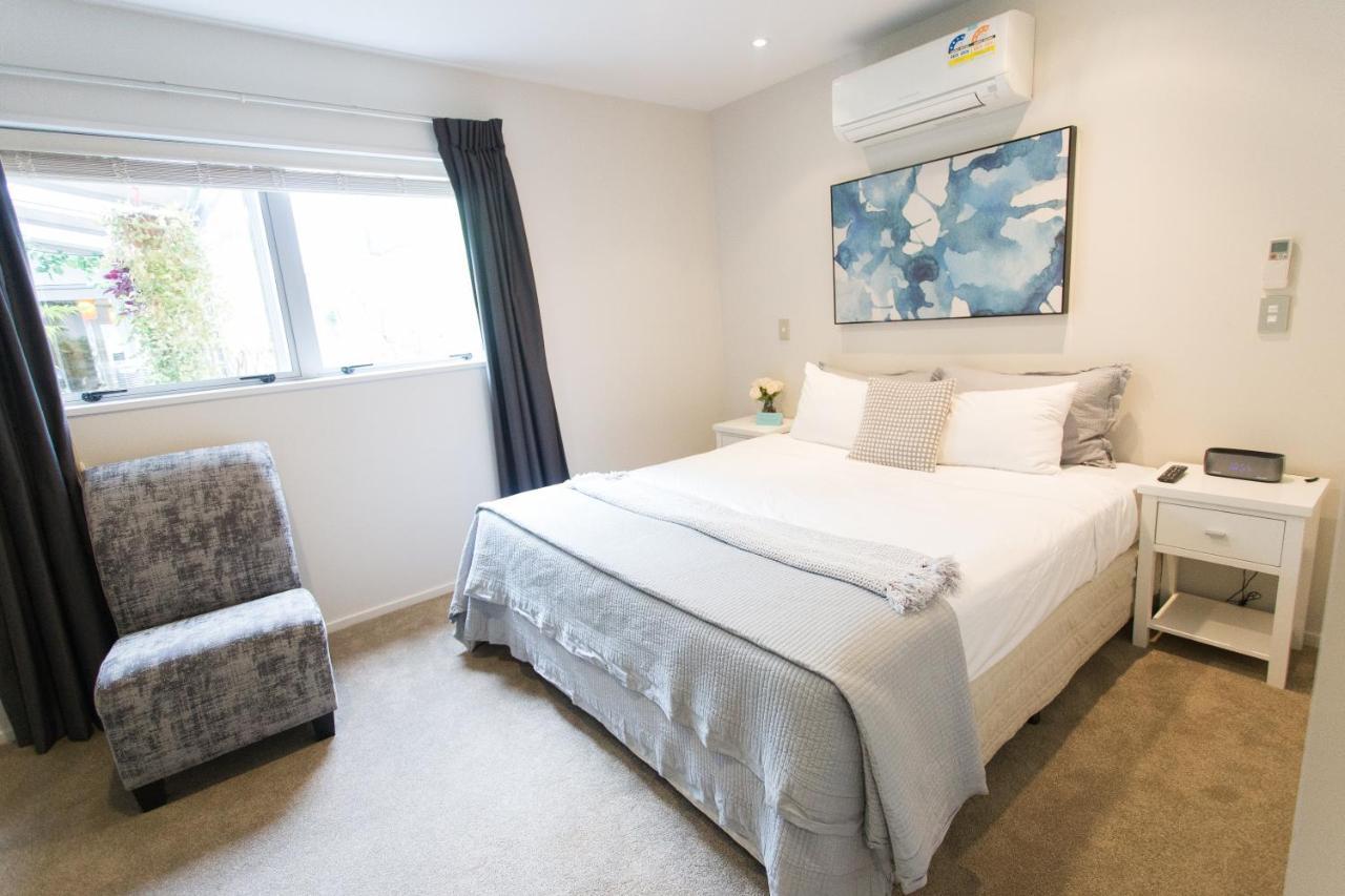 Colombo Lodge Hotel Christchurch Bagian luar foto