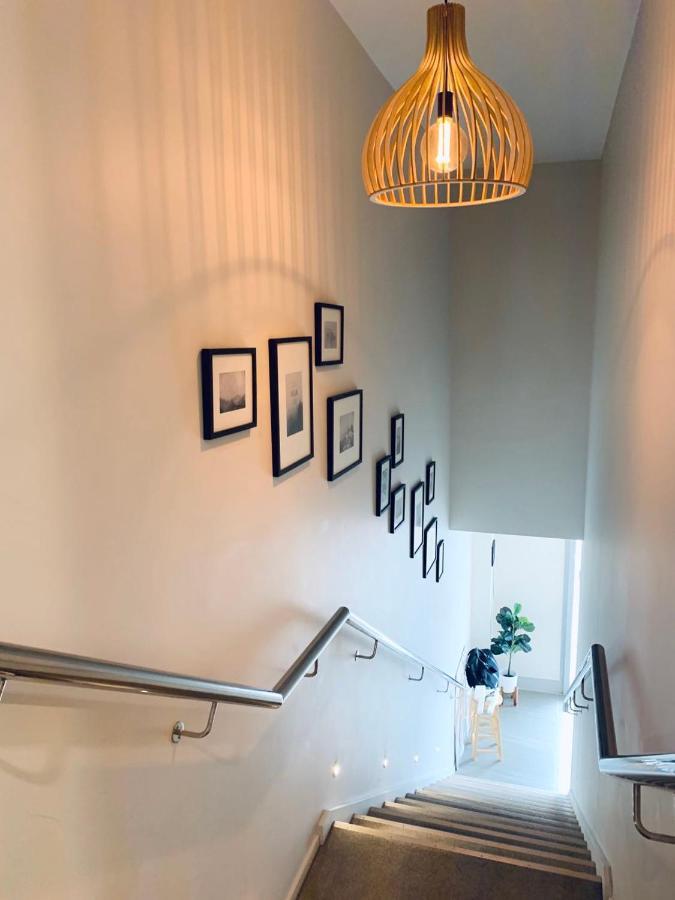 Colombo Lodge Hotel Christchurch Bagian luar foto